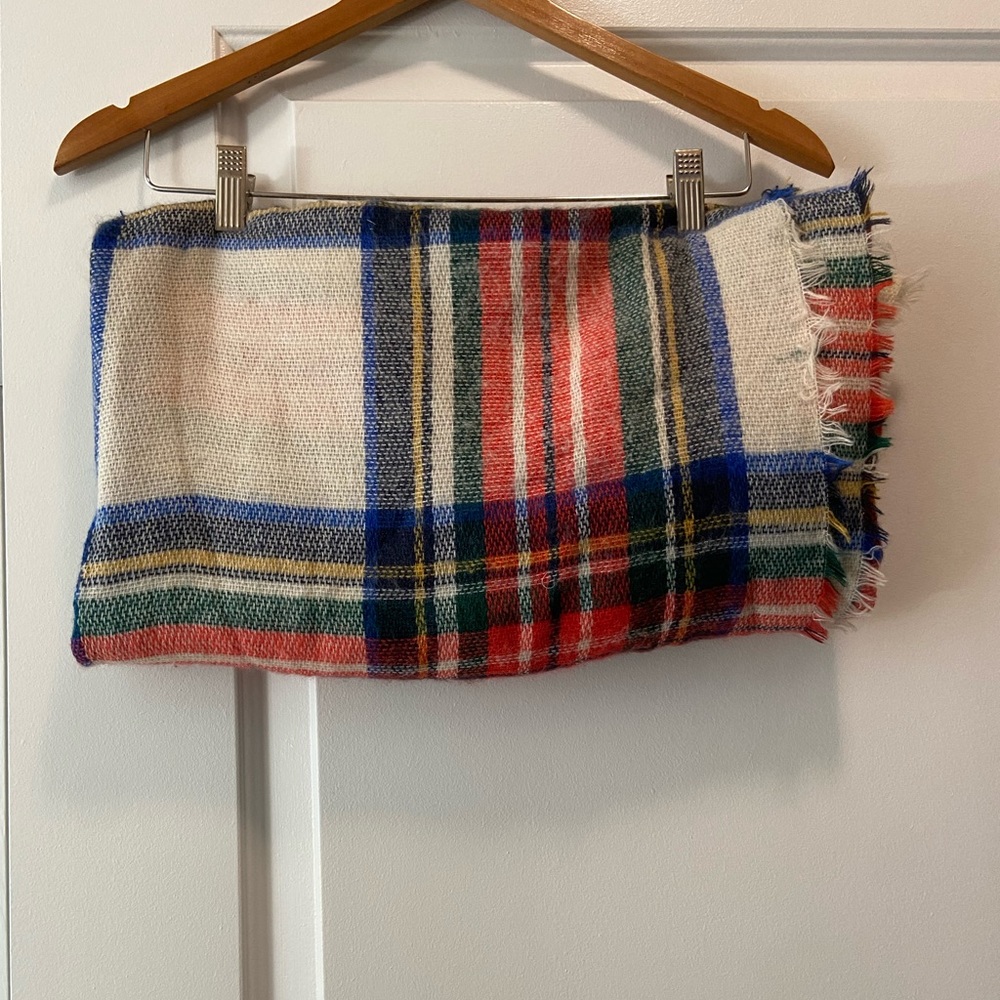 Old Navy plaid blanket scarf
